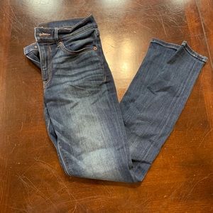 Express skinny jeans.